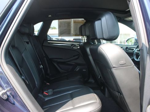 Used 2018 Porsche Macan S AWD/4WD image 31
