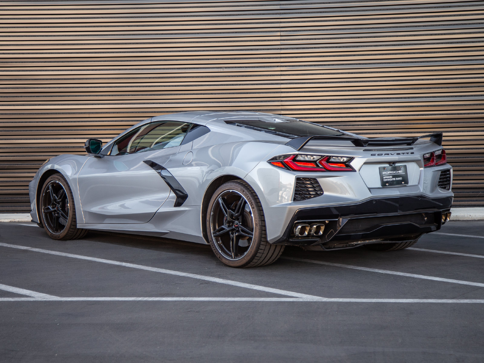 Used 2020 Chevrolet Corvette Stingray Premium Cpe w/ 3LT Preferred Equipment Group RWD image 3
