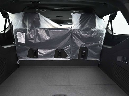 New 2025 GMC Yukon XL Elevation image 10