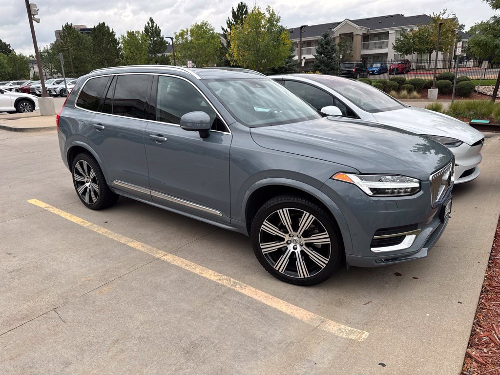 Used 2021 Volvo XC90 T6 Inscription w/ Protection Package Premier AWD/4WD image 2