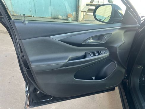 Used 2025 Buick Envista Preferred image 18