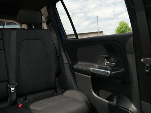 Certified 2026 Mercedes-Benz GLB 250 4MATIC image 36