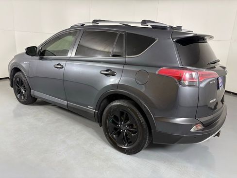 Used 2016 Toyota RAV4 XLE image 6