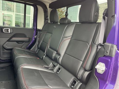 New 2026 Jeep Gladiator Rubicon AWD/4WD image 13