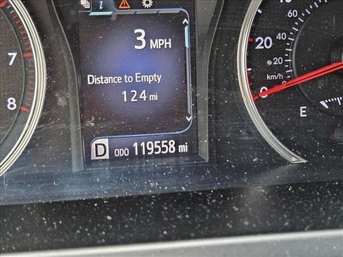 Used 2017 Toyota Camry SE FWD image 10