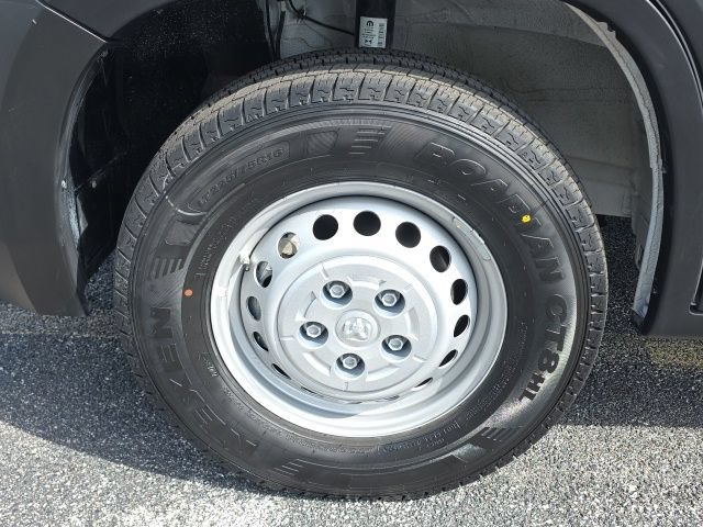 Used 2025 RAM ProMaster 2500 w/ Safety Group FWD image 5