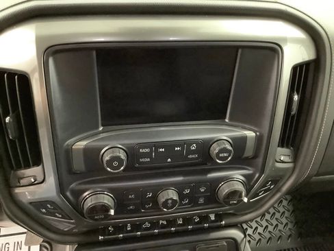 Used 2019 Chevrolet Silverado 2500 LTZ w/ Duramax Plus Package image 17