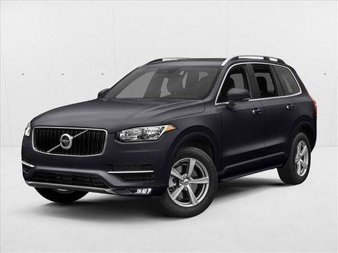 Used 2018 Volvo XC90 T6 Momentum w/ Convenience Package image 1