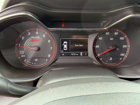 Used 2022 Chevrolet TrailBlazer RS FWD image 19