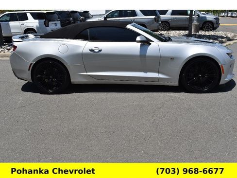 Used 2018 Chevrolet Camaro SS RWD image 8