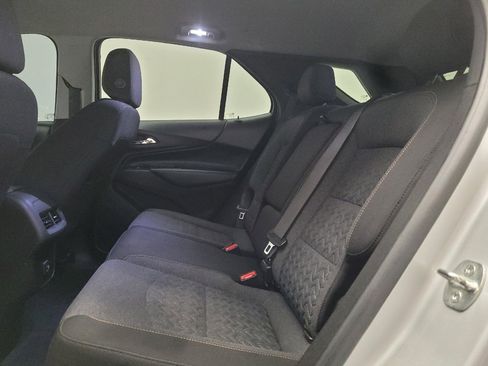 Used 2022 Chevrolet Equinox LT AWD/4WD image 18