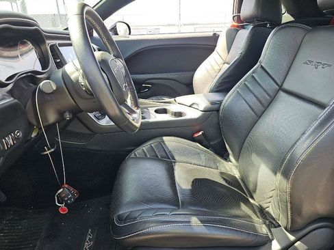 Used 2015 Dodge Challenger SRT Hellcat RWD image 7