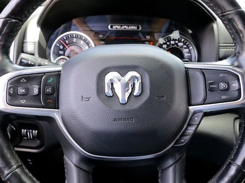 Used 2019 RAM 1500 Laramie AWD/4WD image 12