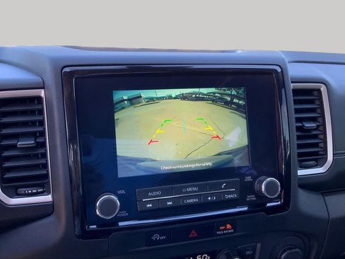 Used 2024 Nissan Frontier SL w/ Technology Package RWD image 25