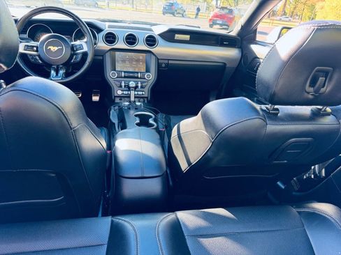 Used 2019 Ford Mustang GT Premium RWD image 20