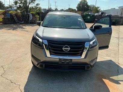 Used 2025 Nissan Pathfinder S