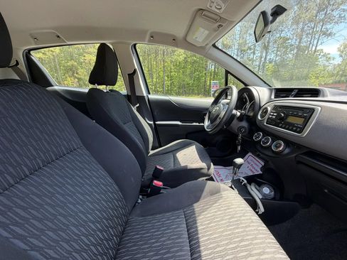 Used 2014 Toyota Yaris LE FWD image 20