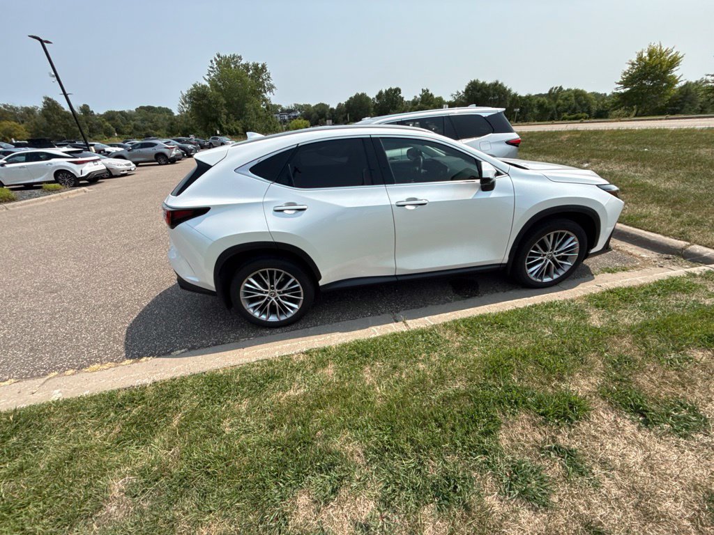 Used 2024 Lexus NX 350 AWD w/ Vision Package image 8