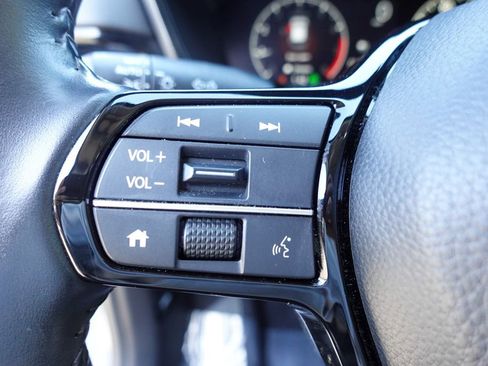 Used 2024 Honda CR-V EX-L image 13