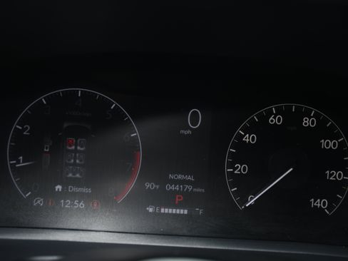 Used 2024 Honda Pilot TrailSport image 15