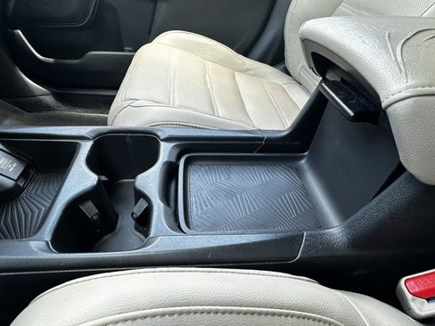 Used 2017 Honda CR-V EX-L image 27