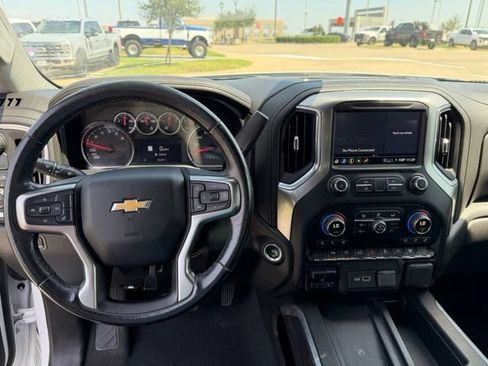 Used 2021 Chevrolet Silverado 1500 LTZ w/ LTZ Convenience Package II RWD image 13