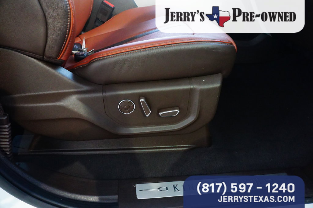 Used 2021 Ford F250 King Ranch w/ King Ranch Ultimate Package AWD/4WD image 27