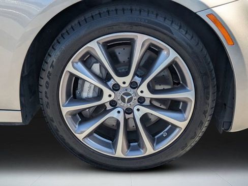 Used 2022 Mercedes-Benz E 450 4MATIC Sedan image 9