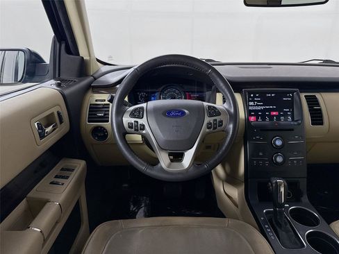 Used 2018 Ford Flex SEL w/ Equipment Group 202A FWD image 3