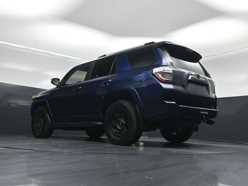 Used 2023 Toyota 4Runner SR5 Premium w/ Moonroof Package RWD image 49