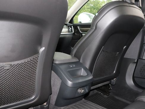 Used 2020 Volvo V90 T6 Cross Country image 16