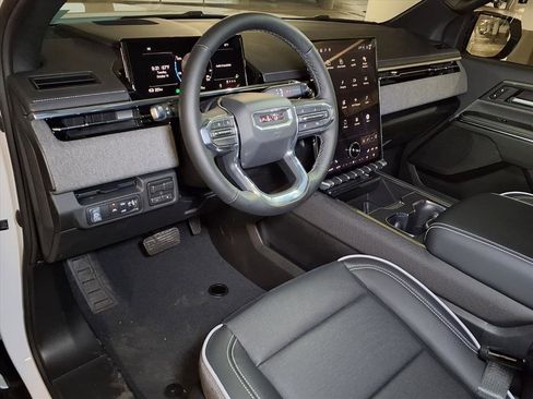 Used 2026 GMC Sierra EV Elevation image 15