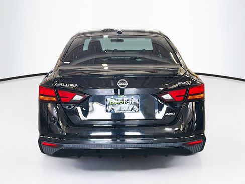 Used 2022 Nissan Altima 2.5 SV AWD/4WD image 7