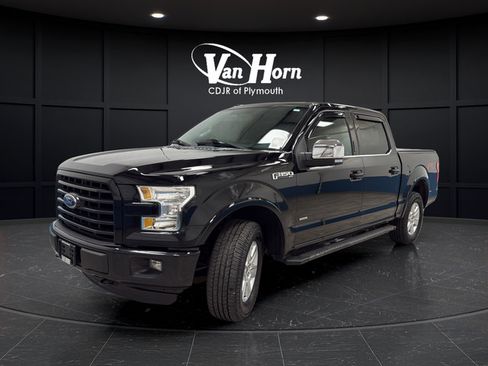 Used 2016 Ford F150 XLT w/ Equipment Group 302A Luxury AWD/4WD image 3