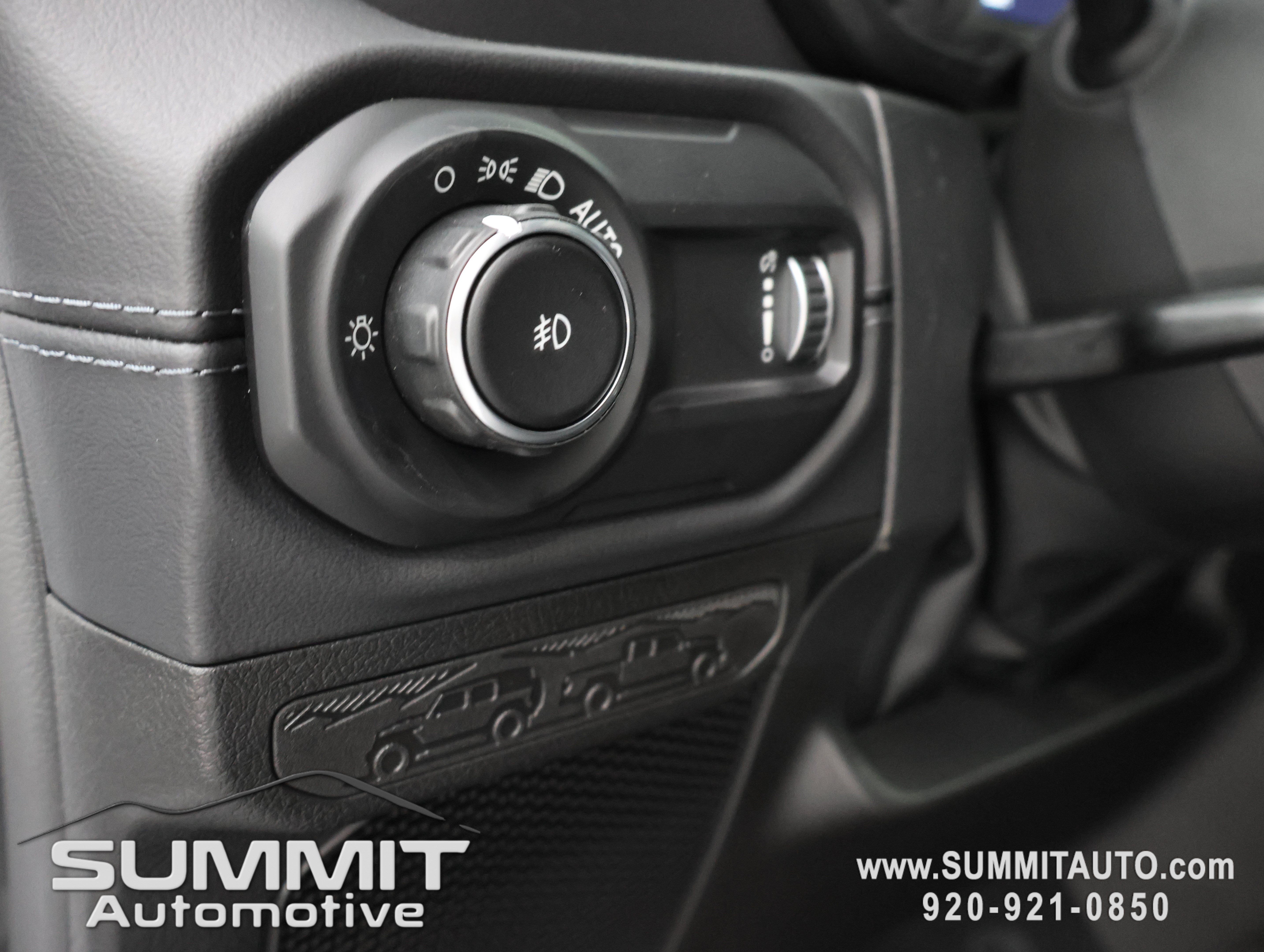 New 2027 Jeep Wrangler Unlimited Sahara AWD/4WD image 45