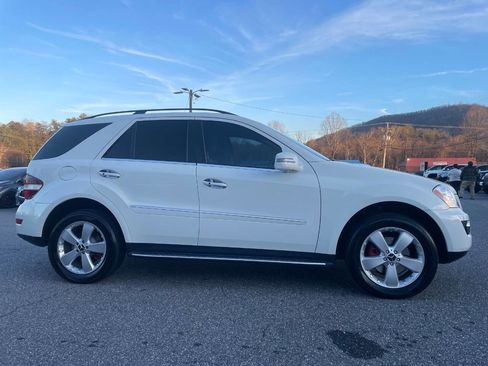 Used 2011 Mercedes-Benz ML 350 4MATIC image 8