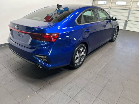 Used 2019 Kia Forte LXS FWD image 3
