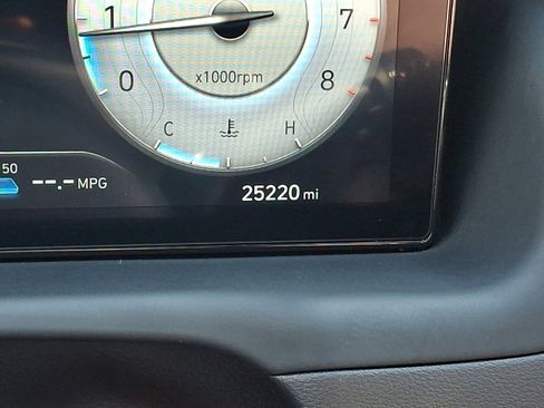 Certified 2023 Hyundai Tucson Limited AWD/4WD image 21