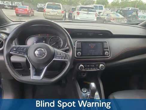 Used 2020 Nissan Kicks SR w/ SR Premium Package FWD image 7