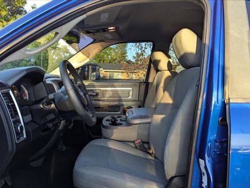 Used 2018 RAM 2500 SLT image 14