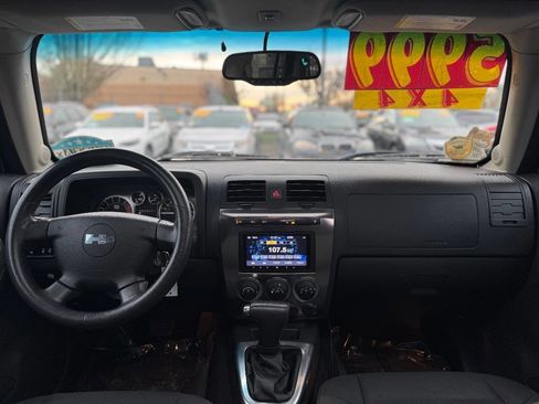 Used 2007 HUMMER H3 w/ Chrome Appearance Package image 12