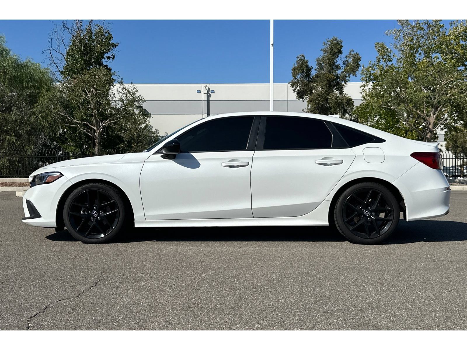 Used 2022 Honda Civic Sport image 2