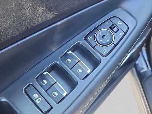 Used 2022 Hyundai Santa Fe Limited AWD/4WD image 30