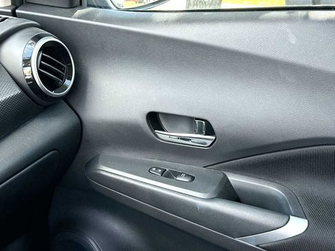 Used 2024 Nissan Kicks SV image 28