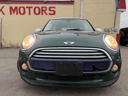 Used 2015 MINI Cooper 2-Door Hardtop image 2