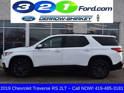 Used 2019 Chevrolet Traverse RS image 2