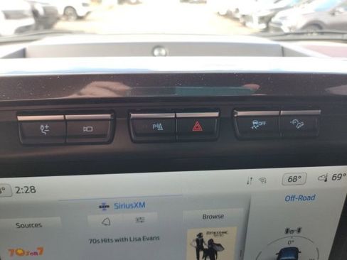 Used 2023 Ford F150 Lariat w/ Equipment Group 502A High image 27