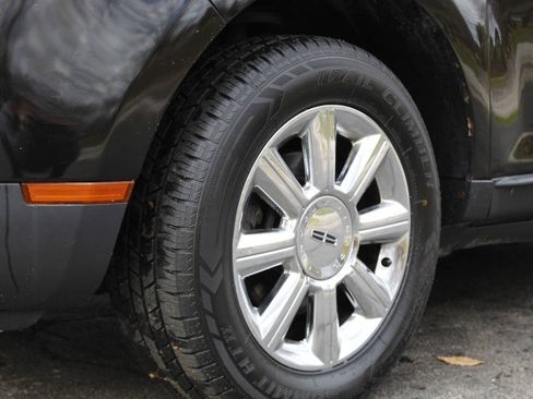 Used 2008 Lincoln MKX AWD image 18