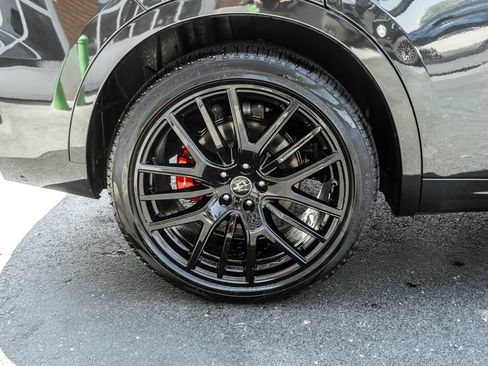 Used 2021 Maserati Levante S GranSport AWD/4WD image 32