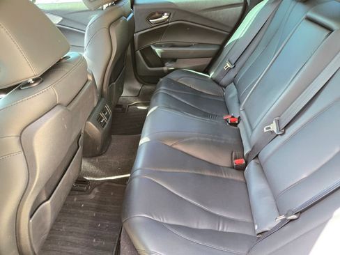 Used 2022 Acura TLX FWD image 7